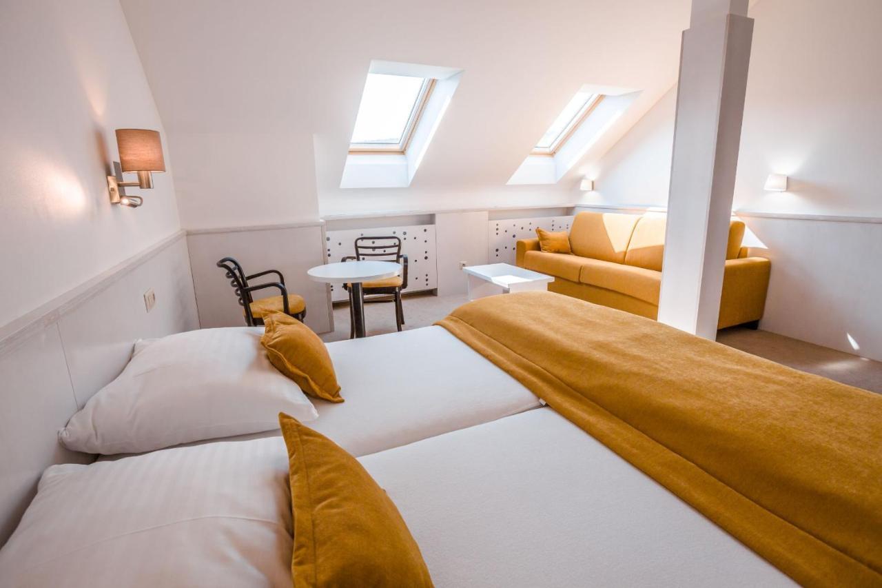 Hotel Olberg Olomucany ภายนอก รูปภาพ