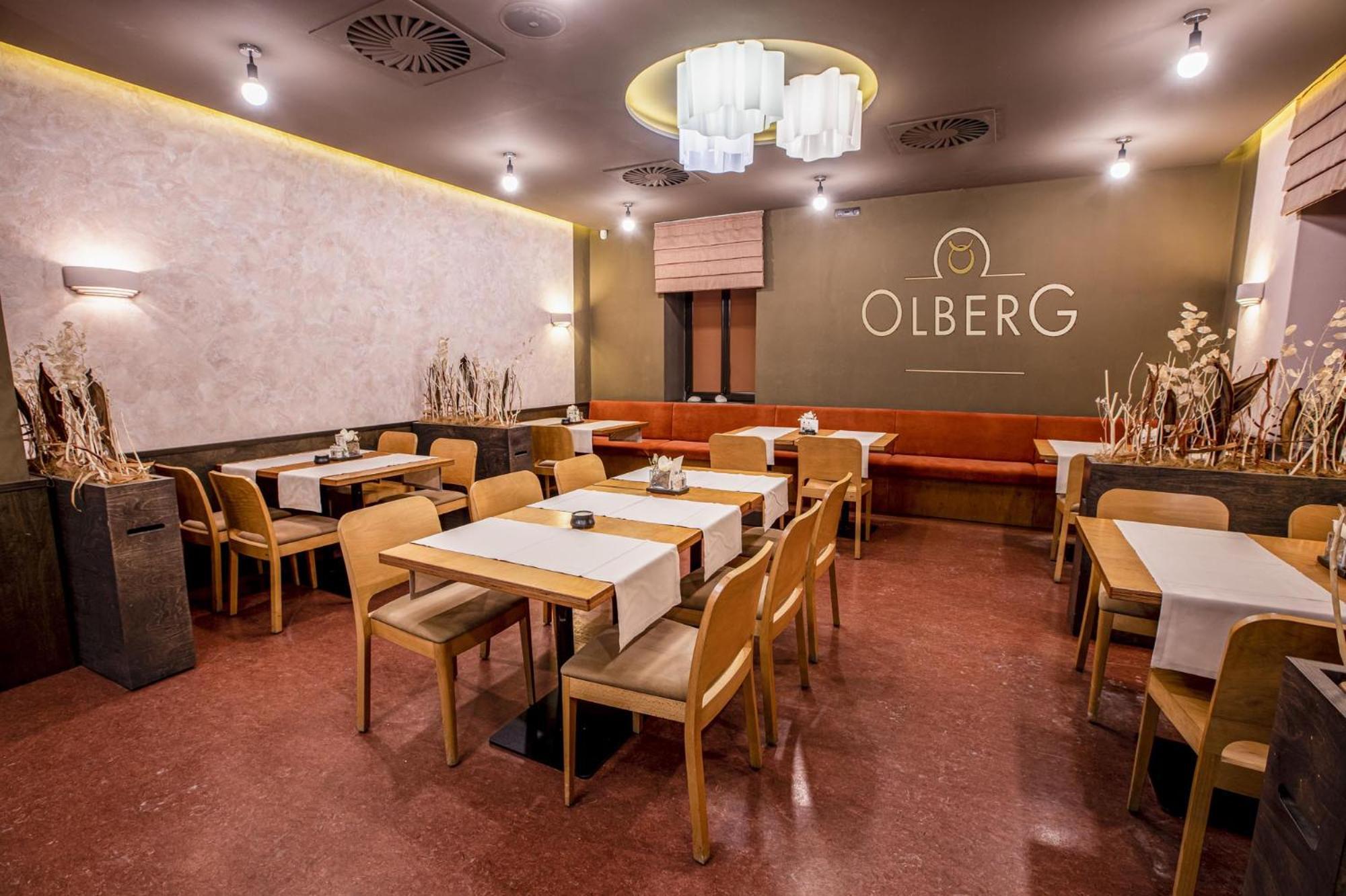 Hotel Olberg Olomucany ภายนอก รูปภาพ